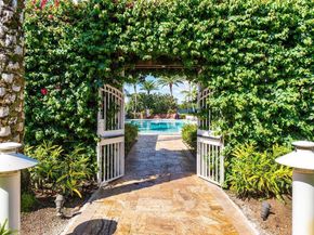 4952 Bocaire Boulevard, Boca Raton FL 33487