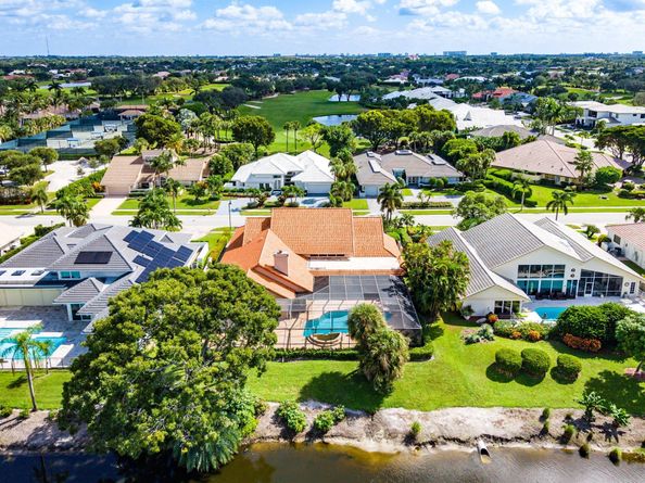 4952 Bocaire Boulevard, Boca Raton FL 33487