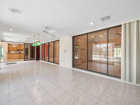 4952 Bocaire Boulevard, Boca Raton FL 33487