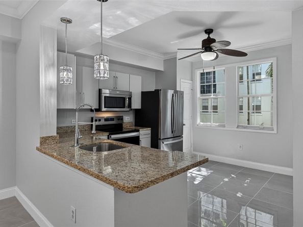 533 NE 3rd Ave 221, Fort Lauderdale FL 33301