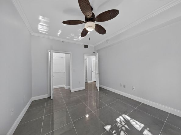 533 NE 3rd Ave 221, Fort Lauderdale FL 33301