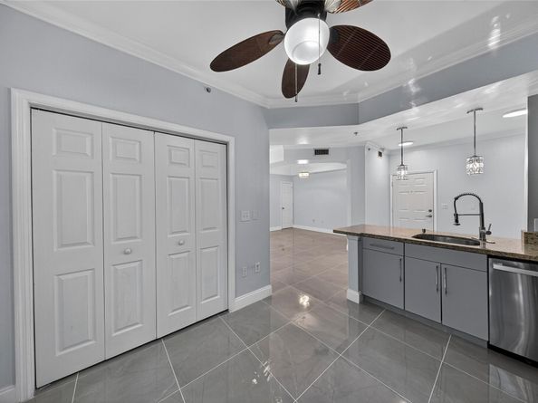 533 NE 3rd Ave 221, Fort Lauderdale FL 33301