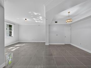 533 NE 3rd Ave 221, Fort Lauderdale FL 33301