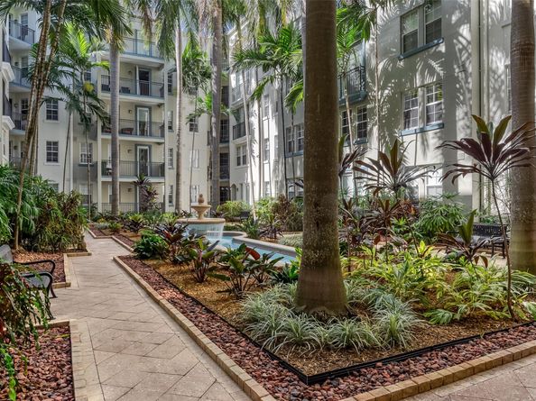 533 NE 3rd Ave 221, Fort Lauderdale FL 33301