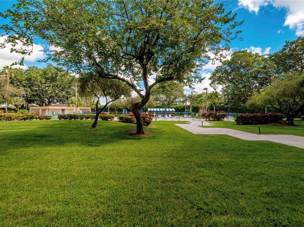 1300 Saint Charles Pl # L20 Pembroke Pines L20, Pembroke Pines FL 33026