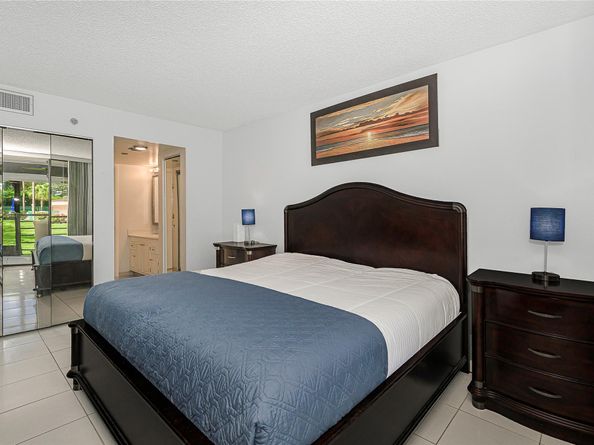 1300 Saint Charles Pl # L20 Pembroke Pines L20, Pembroke Pines FL 33026