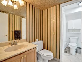 1800 N Andrews Avenue 12B, Fort Lauderdale FL 33311