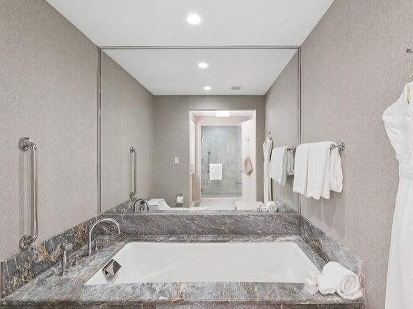 551 N Fort Lauderdale Beach H906, Fort Lauderdale FL 33304