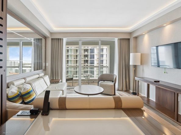 551 N Fort Lauderdale Beach H906, Fort Lauderdale FL 33304