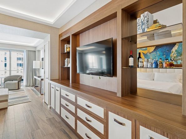 551 N Fort Lauderdale Beach H906, Fort Lauderdale FL 33304