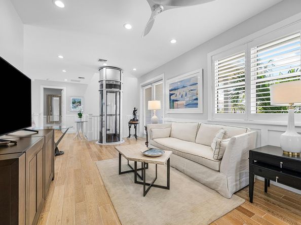 540 NE Spanish Trail, Boca Raton FL 33432