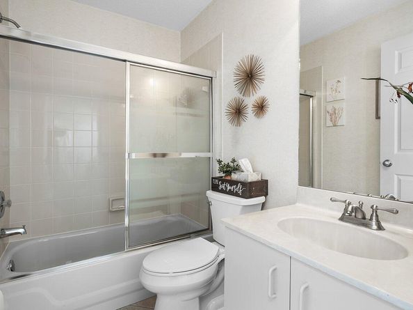 6353 Lansdowne Circle, Boynton Beach FL 33472