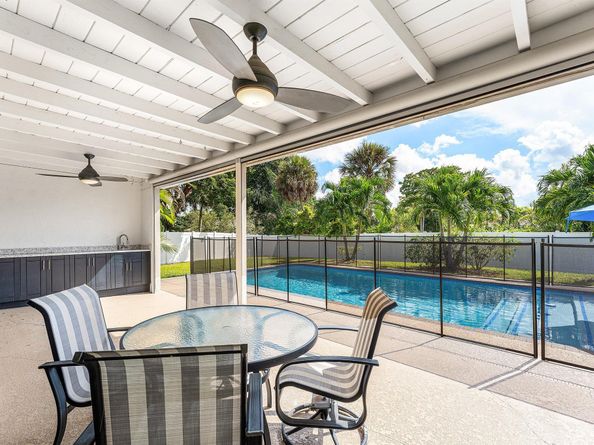 6738 S Grande Drive, Boca Raton FL 33433