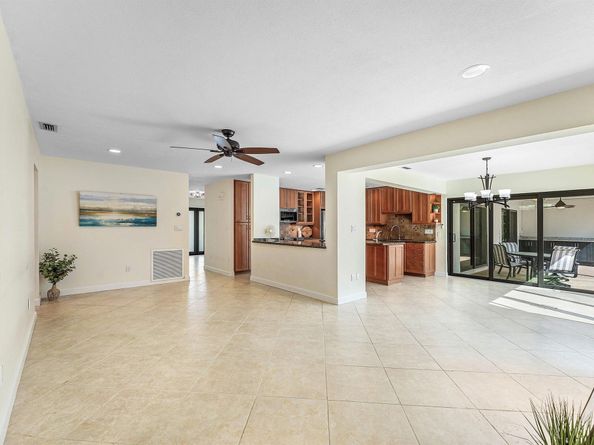 6738 S Grande Drive, Boca Raton FL 33433