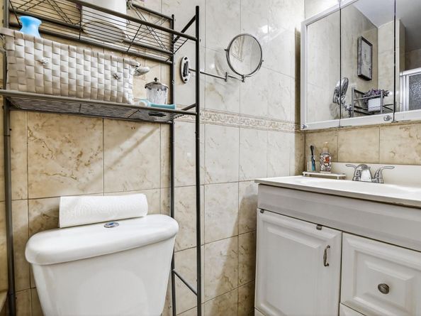 1935 SW 67th Ter, North Lauderdale FL 33068