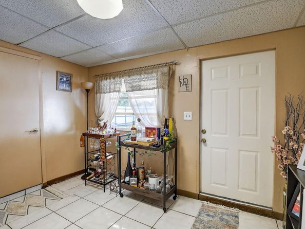 1935 SW 67th Ter, North Lauderdale FL 33068