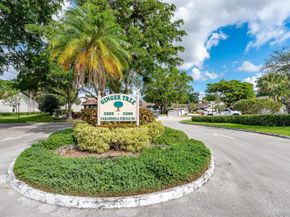 3272 Carambola Cir 3272, Coconut Creek FL 33066