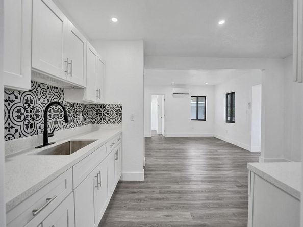 940 SW 28th St, Fort Lauderdale FL 33315