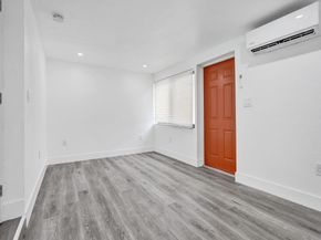 940 SW 28th St, Fort Lauderdale FL 33315