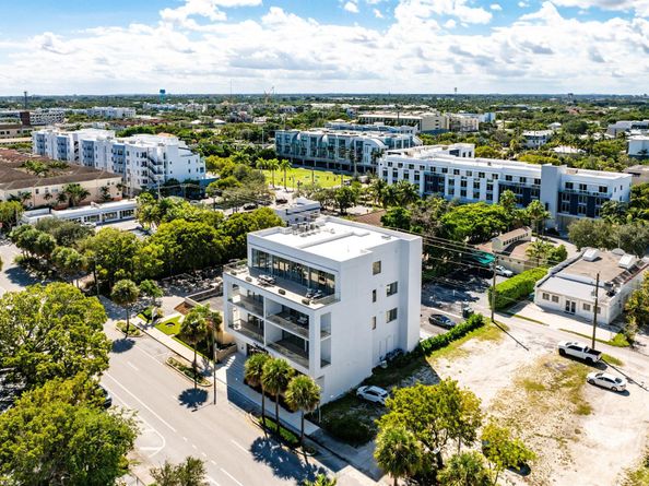 246 NE 6th Avenue Ph, Delray Beach FL 33483