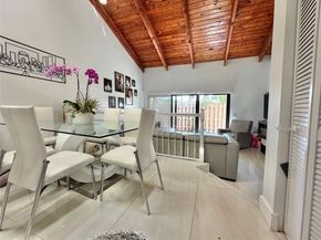 8011 SW 22nd Ct 8011, Davie FL 33324