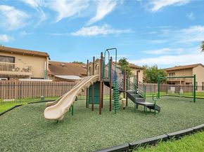 8011 SW 22nd Ct 8011, Davie FL 33324