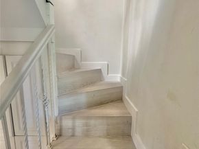 8011 SW 22nd Ct 8011, Davie FL 33324