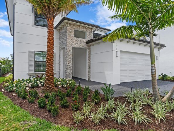 3038 Safflower Circle, West Palm Beach FL 33401