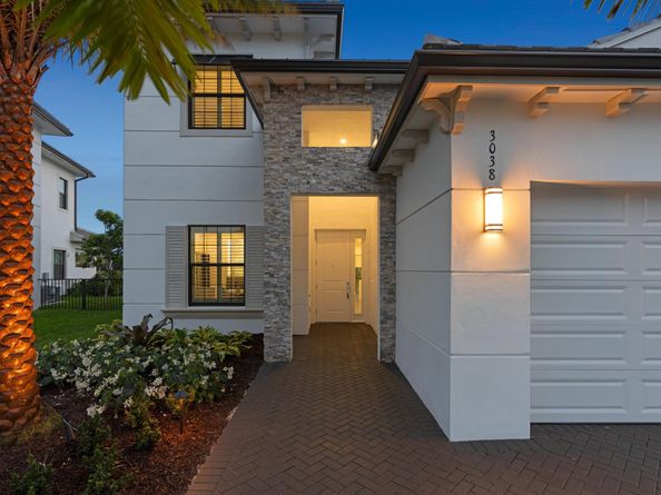 3038 Safflower Circle, West Palm Beach FL 33401