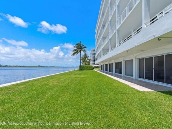 2784 S Ocean Boulevard 201e, Palm Beach FL 33480