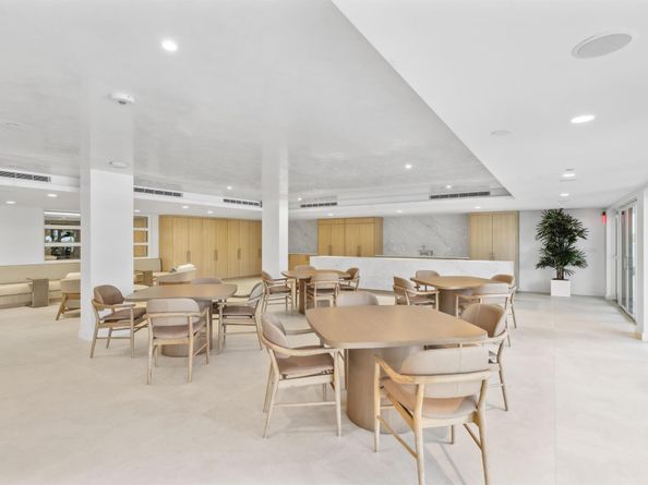 2784 S Ocean Boulevard 201e, Palm Beach FL 33480
