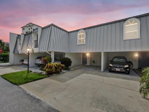 382 Golfview Road C, North Palm Beach FL 33408