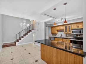 382 Golfview Road C, North Palm Beach FL 33408