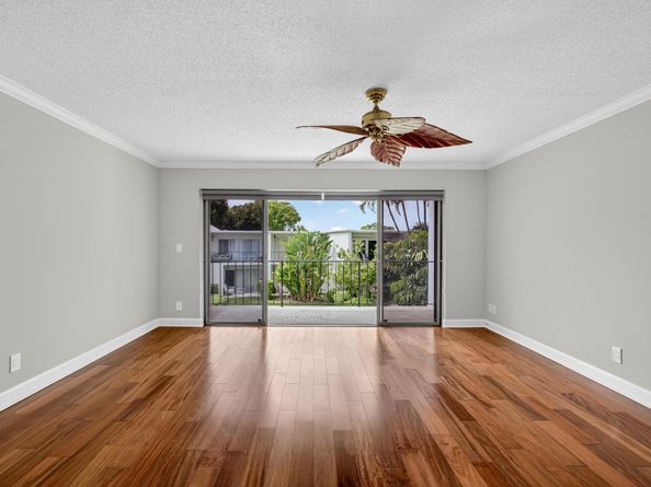 382 Golfview Road C, North Palm Beach FL 33408