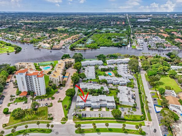 382 Golfview Road C, North Palm Beach FL 33408