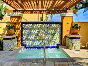 123 Yacht Club Way 207, Hypoluxo FL 33462