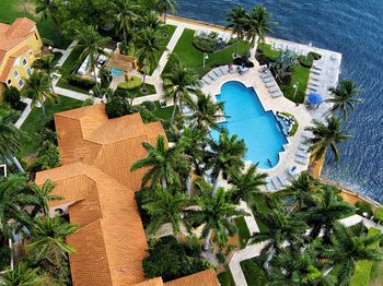 123 Yacht Club Way