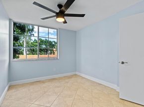 123 Yacht Club Way 207, Hypoluxo FL 33462