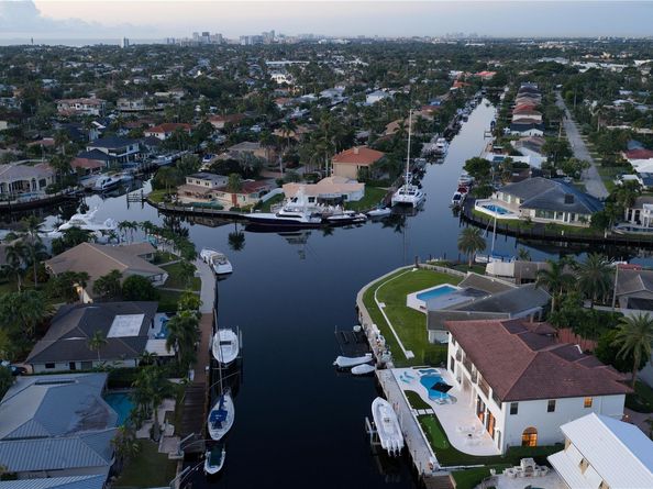 4410 NE 24th Ter, Lighthouse Point FL 33064