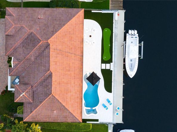 4410 NE 24th Ter, Lighthouse Point FL 33064