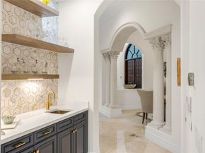 4410 NE 24th Ter, Lighthouse Point FL 33064