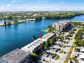 1100 Crystal Lake Dr 209, Deerfield Beach FL 33064