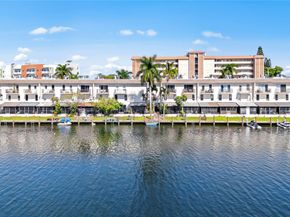 1100 Crystal Lake Dr 209, Deerfield Beach FL 33064