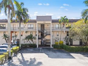 1100 Crystal Lake Dr 209, Deerfield Beach FL 33064