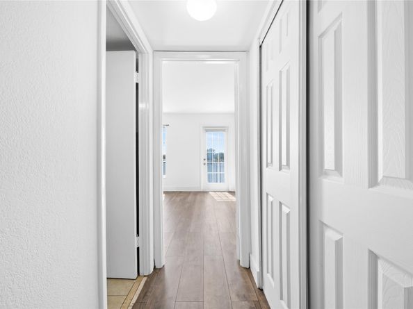 1100 Crystal Lake Dr 209, Deerfield Beach FL 33064