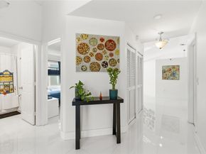 75 N Gables Blvd, Weston FL 33326