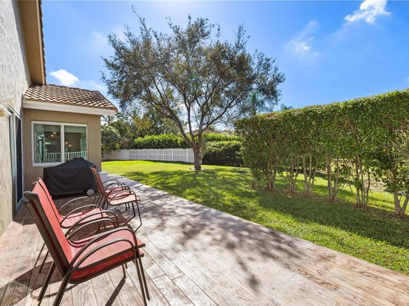 75 N Gables Blvd, Weston FL 33326