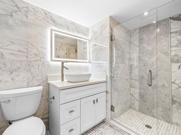 18 Stratford Drive E F, Boynton Beach FL 33436