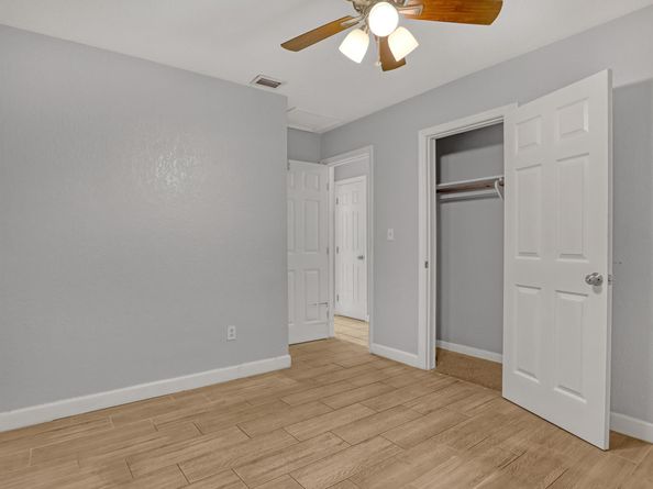 1031 NW 23rd Way, Fort Lauderdale FL 33311