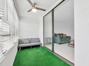 2840 Somerset Dr 205M, Lauderdale Lakes FL 33311